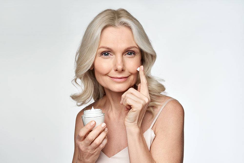 6 Helpful Skin Care Tips for Women Over 50