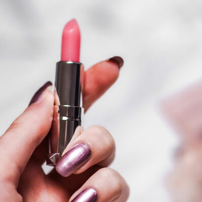6 Lipsticks for Dry Lips